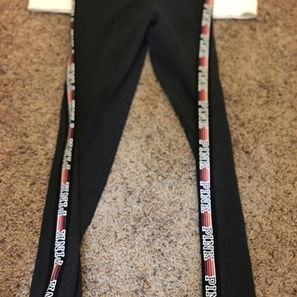 🚨SOLD🚨Victoria Secret Pink Outfit.. 🚨SOLD🚨 - Picture 3 of 4